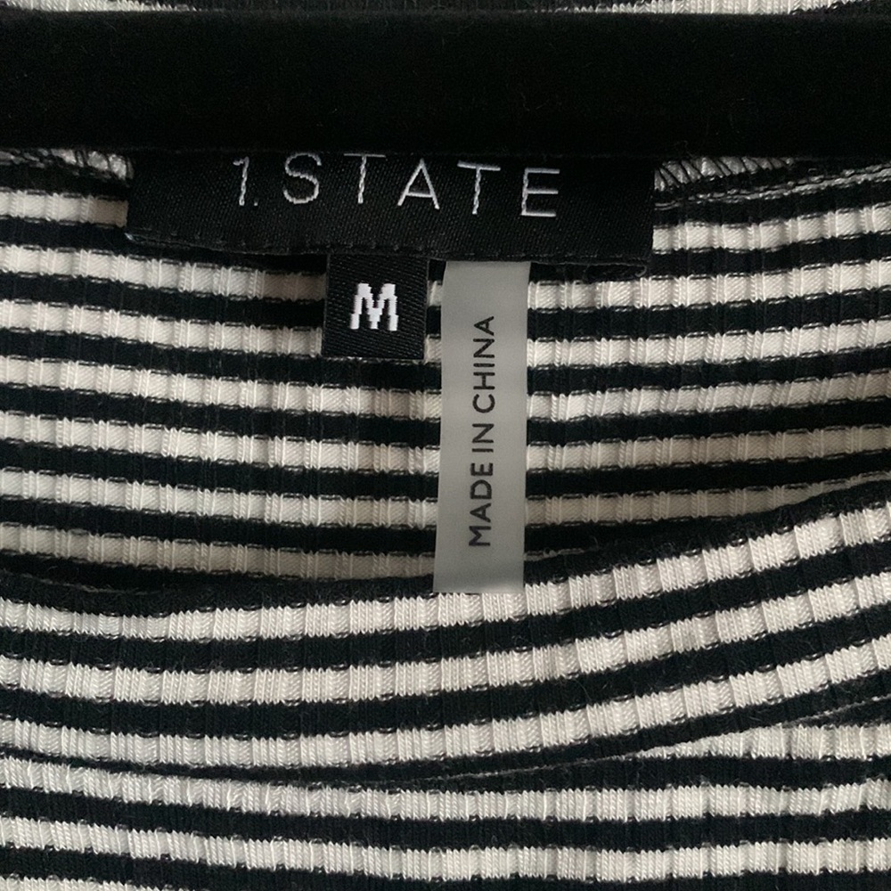 1 State Ruffle Sleeve Top - Picture 3 of 5